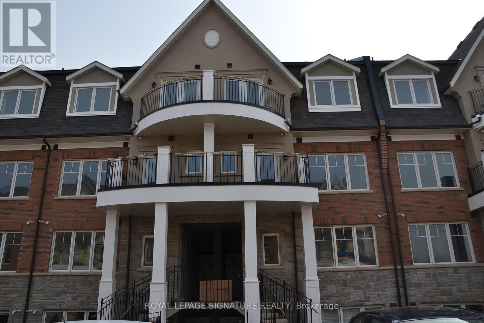 32-02 - 2420 BARONWOOD DRIVE, Oakville, Ontario