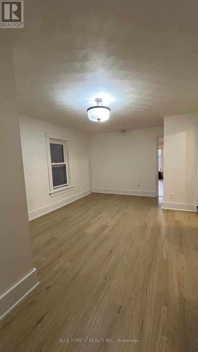 25 Norfolk Street, Norfolk, Ontario  N3Y 3N6 - Photo 16 - X12477003