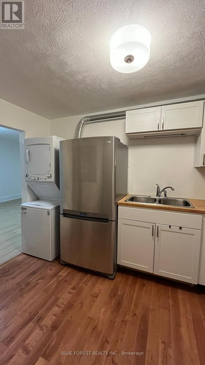 25 Norfolk Street, Norfolk, Ontario  N3Y 3N6 - Photo 2 - X12477003