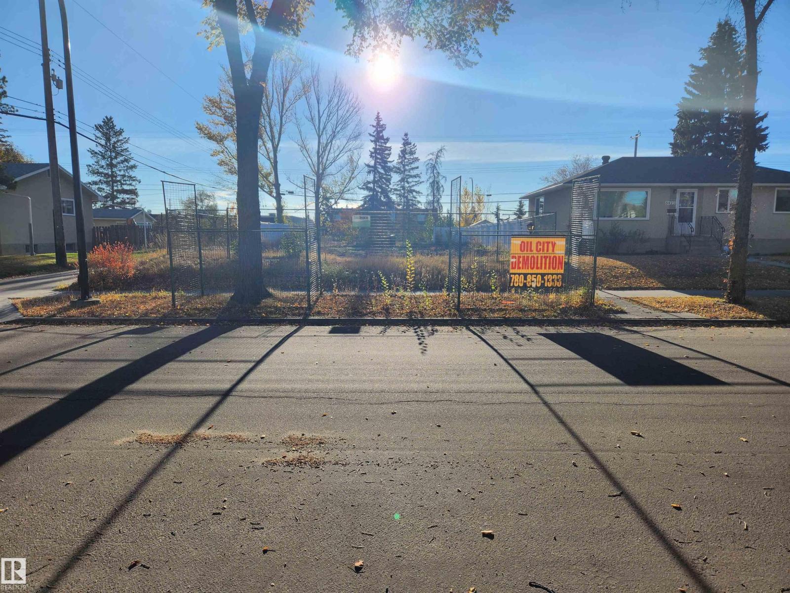 8419 64 Av Nw, Edmonton, Alberta  T6E 0H1 - Photo 4 - E4463095