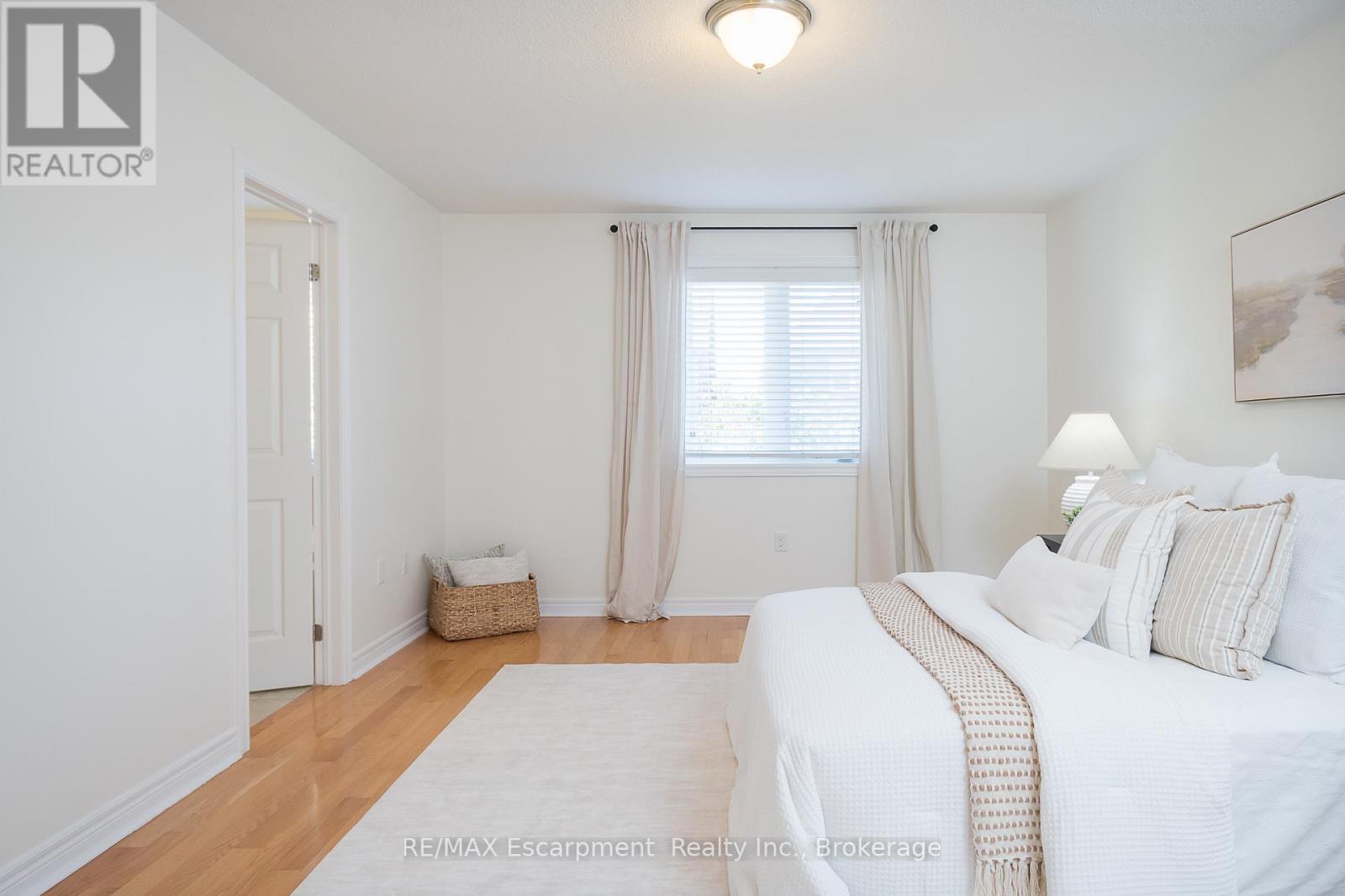 10 Cedarcrest Street, Caledon, Ontario  L7C 3P9 - Photo 22 - W12476983