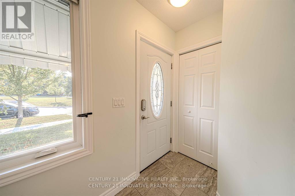 Main - 70 St Clair Avenue, Kitchener, Ontario  N2M 3Z4 - Photo 14 - X12476843