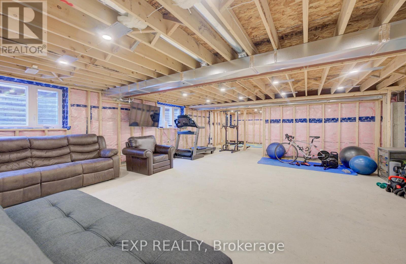 919 Union Street, Kitchener, Ontario  N2H 6J3 - Photo 43 - X12476866