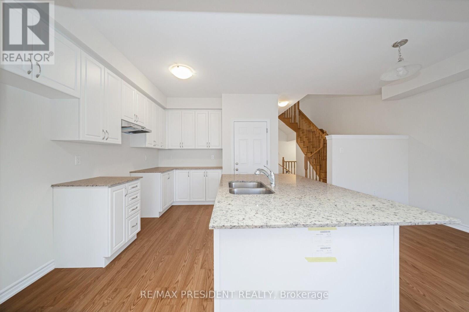 167 Gear Avenue, Erin, Ontario  N0B 1T0 - Photo 8 - X12476891