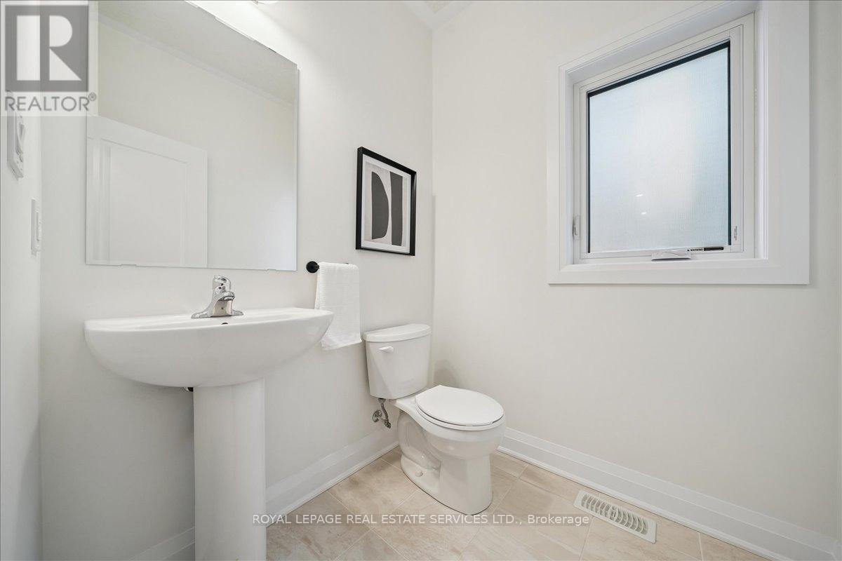 96 Nathalie Street, Kitchener, Ontario  N2E 0H9 - Photo 17 - X12476900
