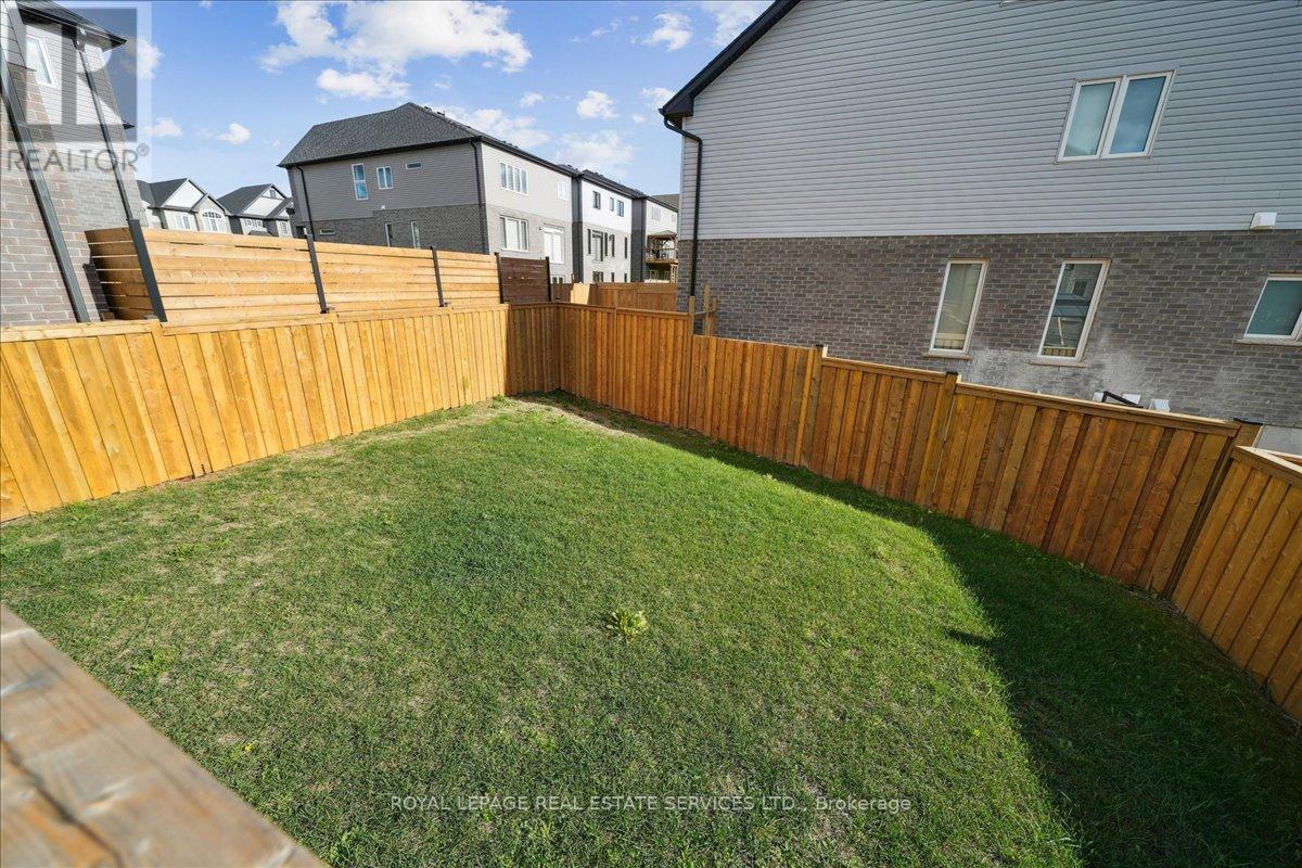 96 Nathalie Street, Kitchener, Ontario  N2E 0H9 - Photo 37 - X12476900