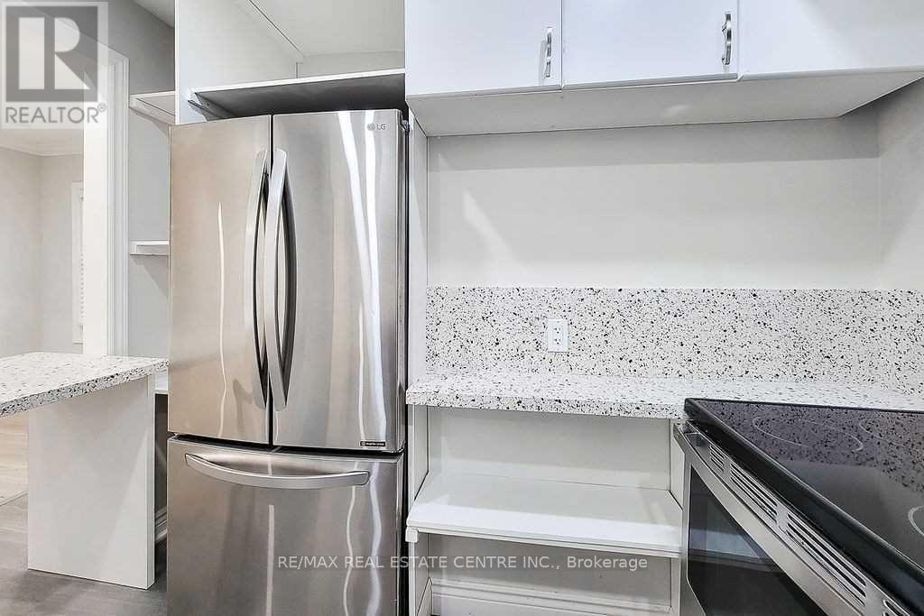 24 East 22nd Street, Hamilton, Ontario  L8V 2V3 - Photo 15 - X12476921
