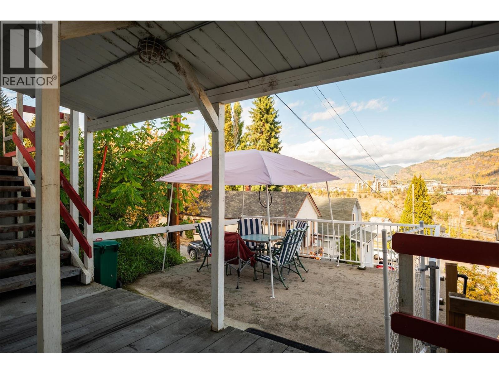 680 Hendry Street, Trail, British Columbia  V1R 3J3 - Photo 28 - 10366548