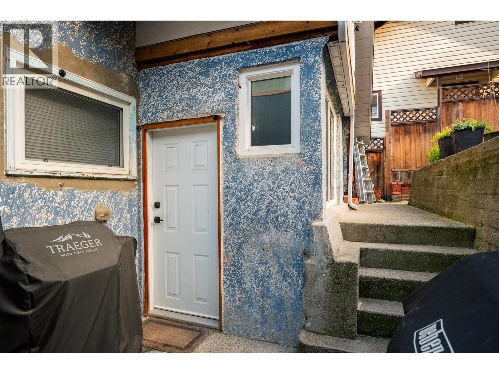680 Hendry Street, Trail, British Columbia  V1R 3J3 - Photo 30 - 10366548