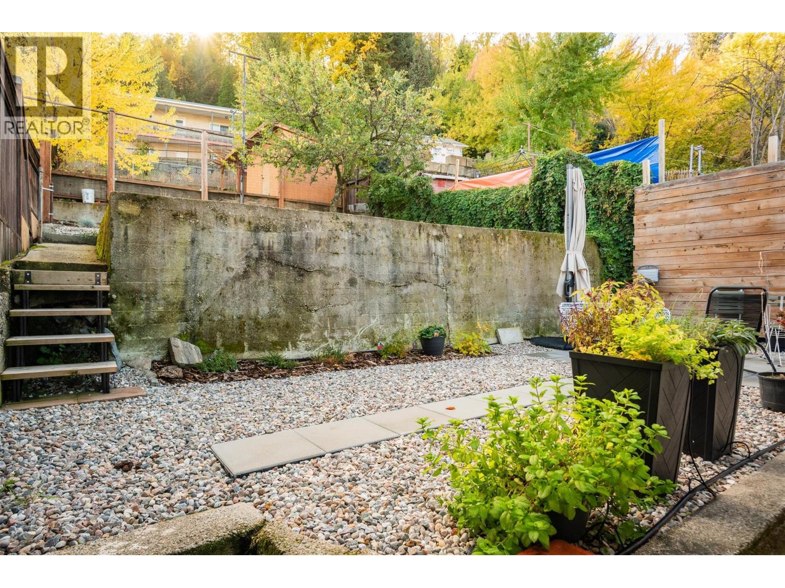 680 Hendry Street, Trail, British Columbia  V1R 3J3 - Photo 32 - 10366548