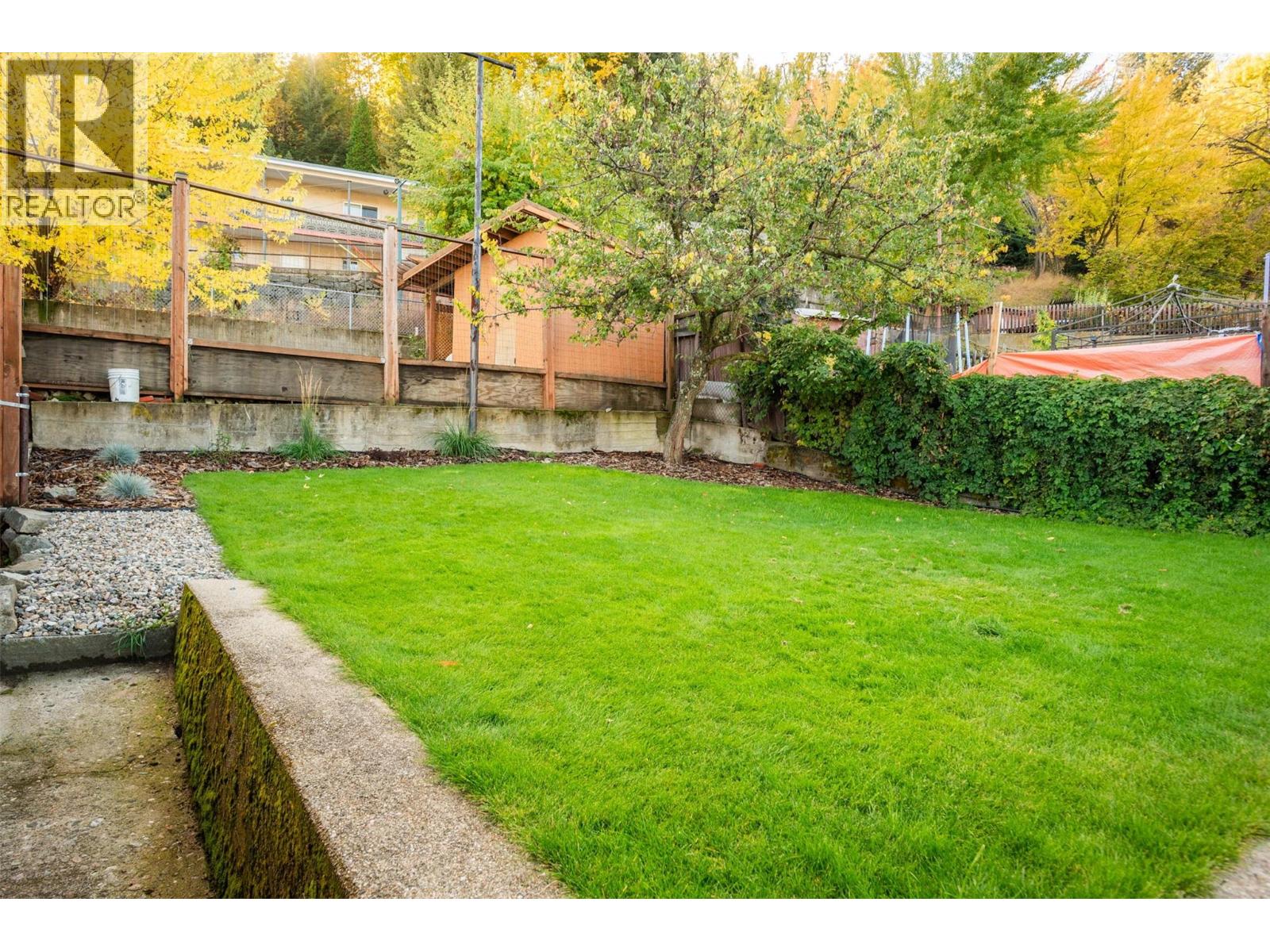 680 Hendry Street, Trail, British Columbia  V1R 3J3 - Photo 34 - 10366548