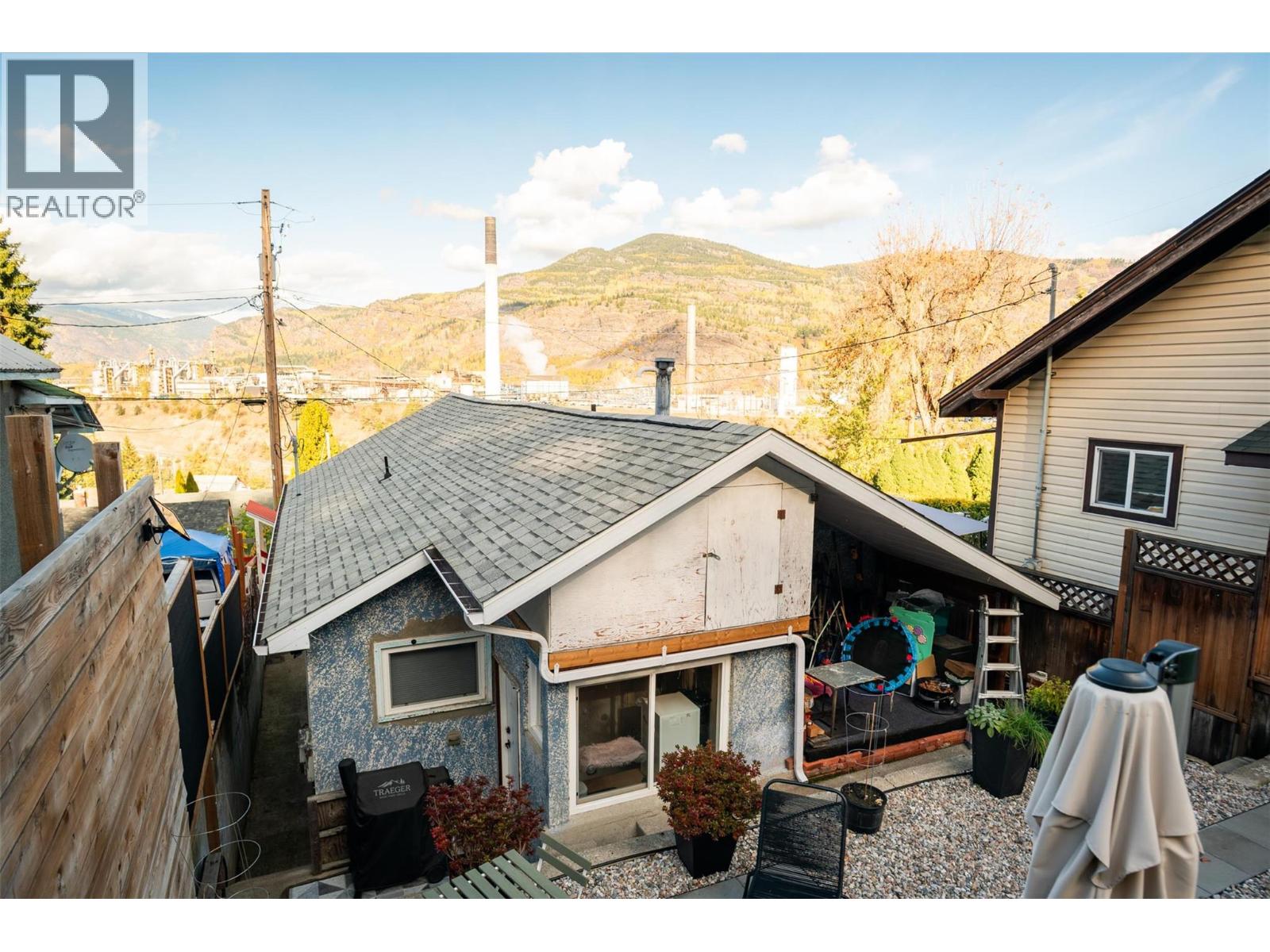 680 Hendry Street, Trail, British Columbia  V1R 3J3 - Photo 37 - 10366548