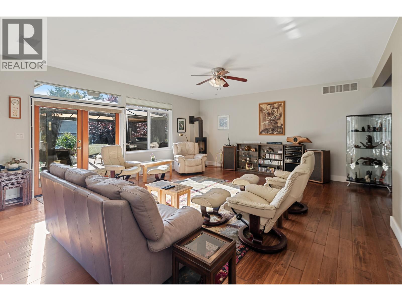 5005 Bay Road, Sechelt, British Columbia  V7Z 0E9 - Photo 8 - R3061118