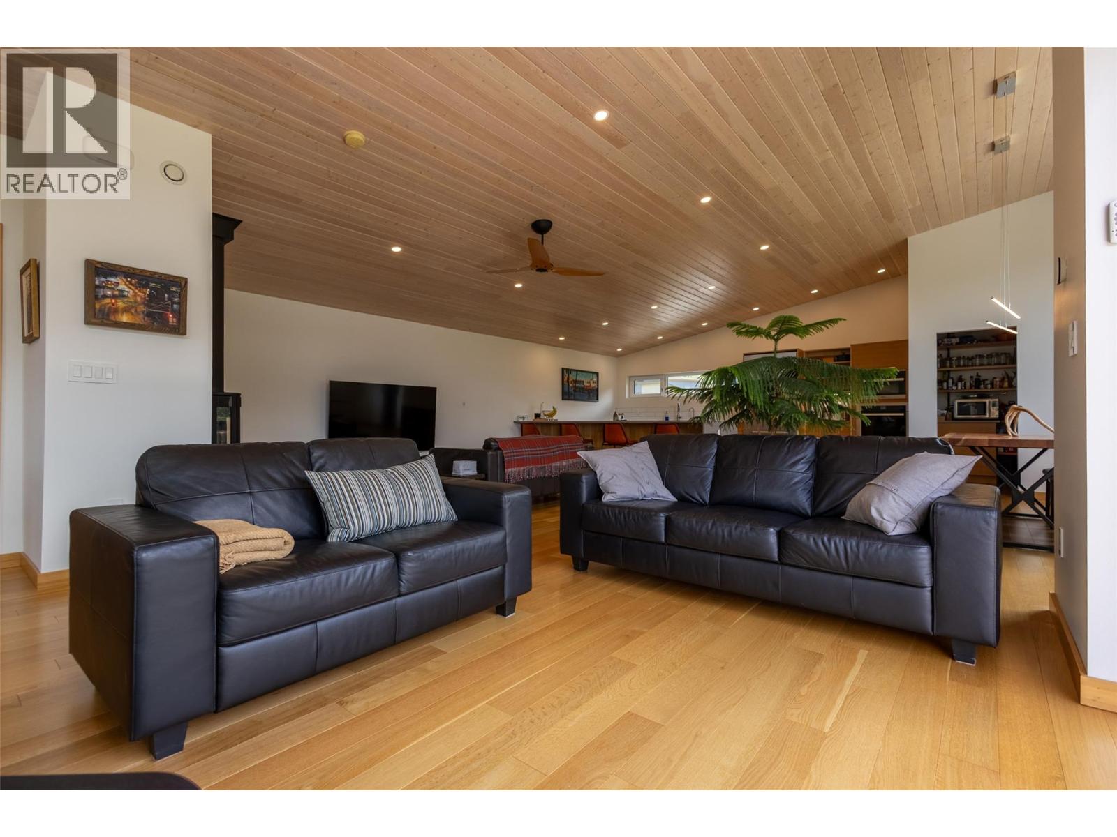 2 Piedmont Drive, Fernie, British Columbia  V0B 1M4 - Photo 15 - 10366569