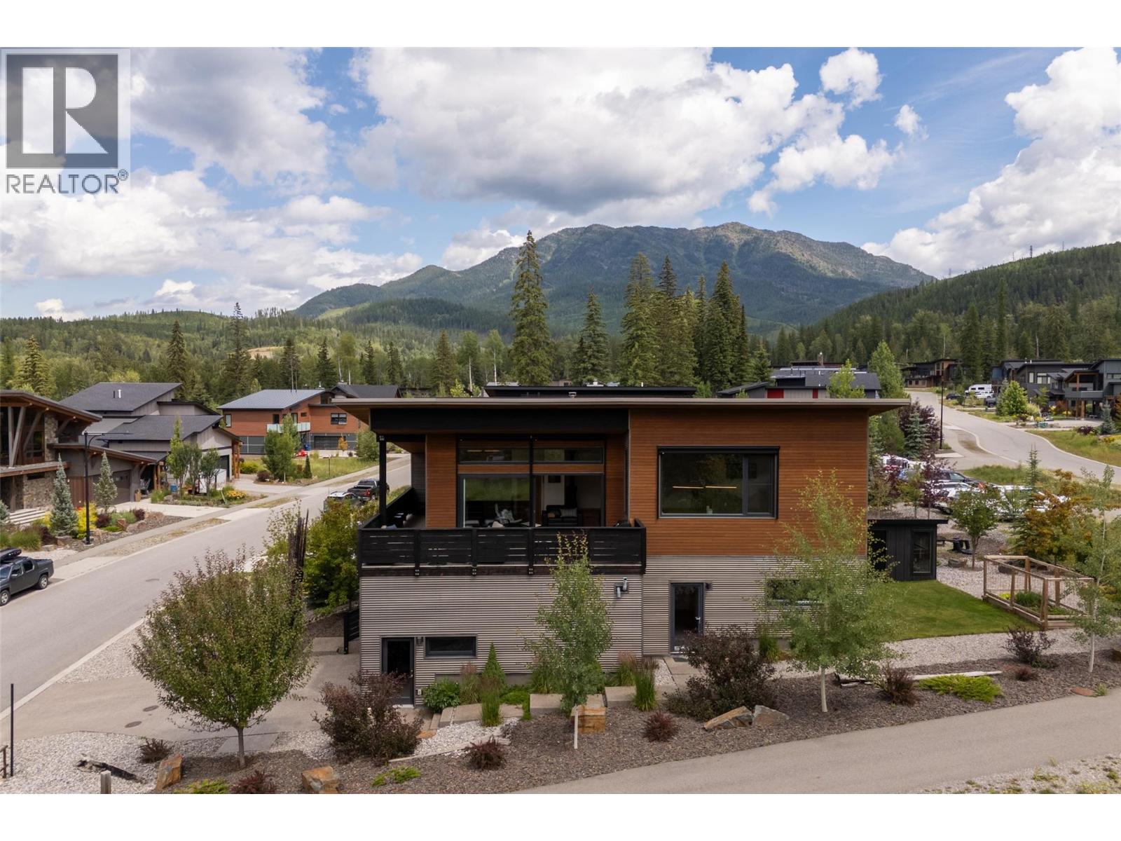 2 Piedmont Drive, Fernie, British Columbia  V0B 1M4 - Photo 5 - 10366569
