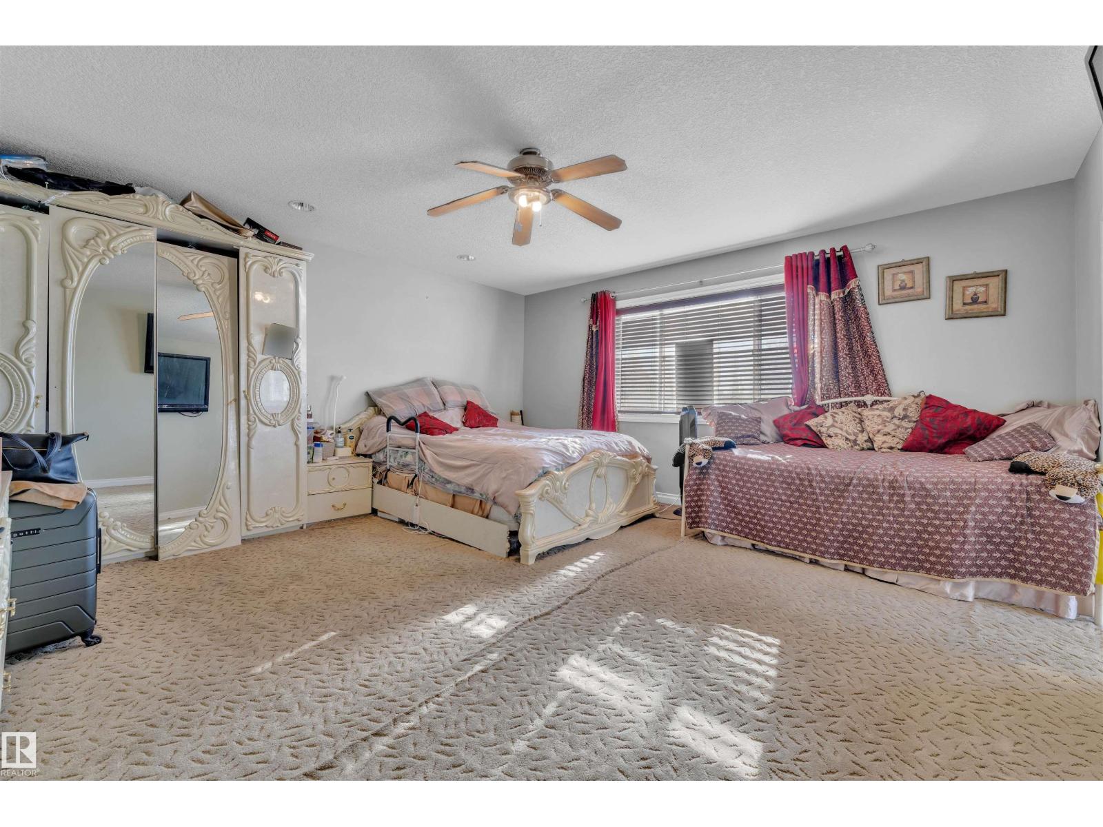 7939 2 Av Sw, Edmonton, Alberta  T6X 1K3 - Photo 17 - E4463099