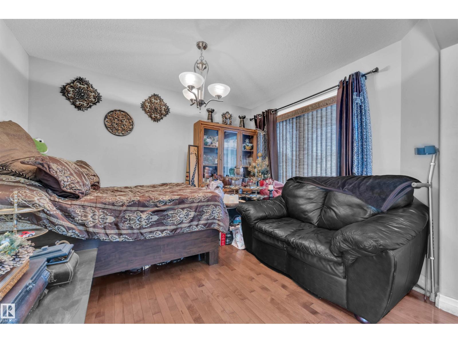 7939 2 Av Sw, Edmonton, Alberta  T6X 1K3 - Photo 19 - E4463099