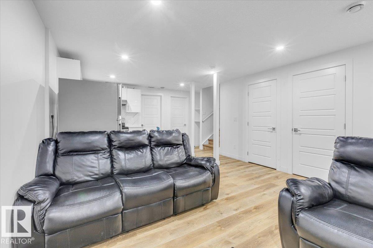 1325 20 St Nw, Edmonton, Alberta  T6T 2R8 - Photo 43 - E4463100