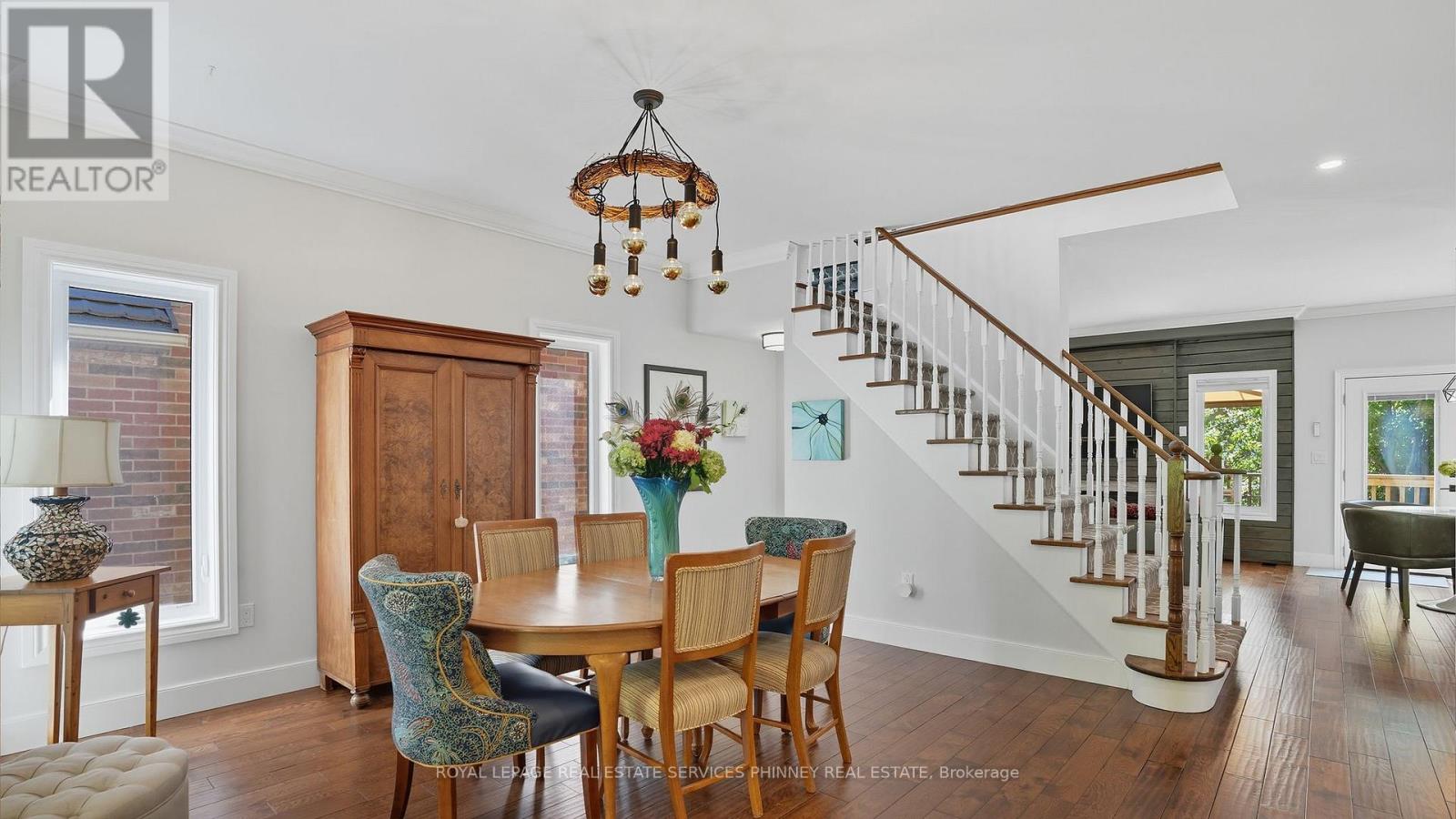 47 Livingstone Drive, Hamilton (Dundas), Ontario  L9H 7S4 - Photo 8 - X12412882