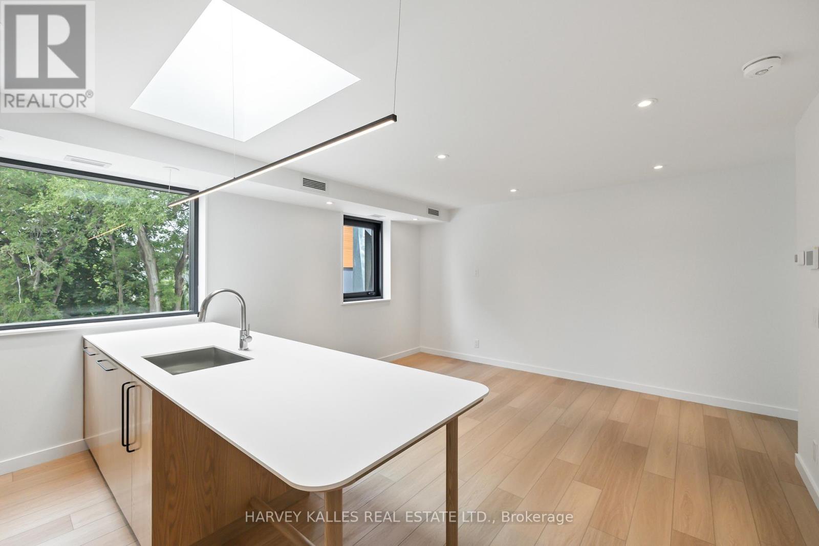 2 - 1730 Avenue Road, Toronto, Ontario  M5M 3Y6 - Photo 20 - C12449249