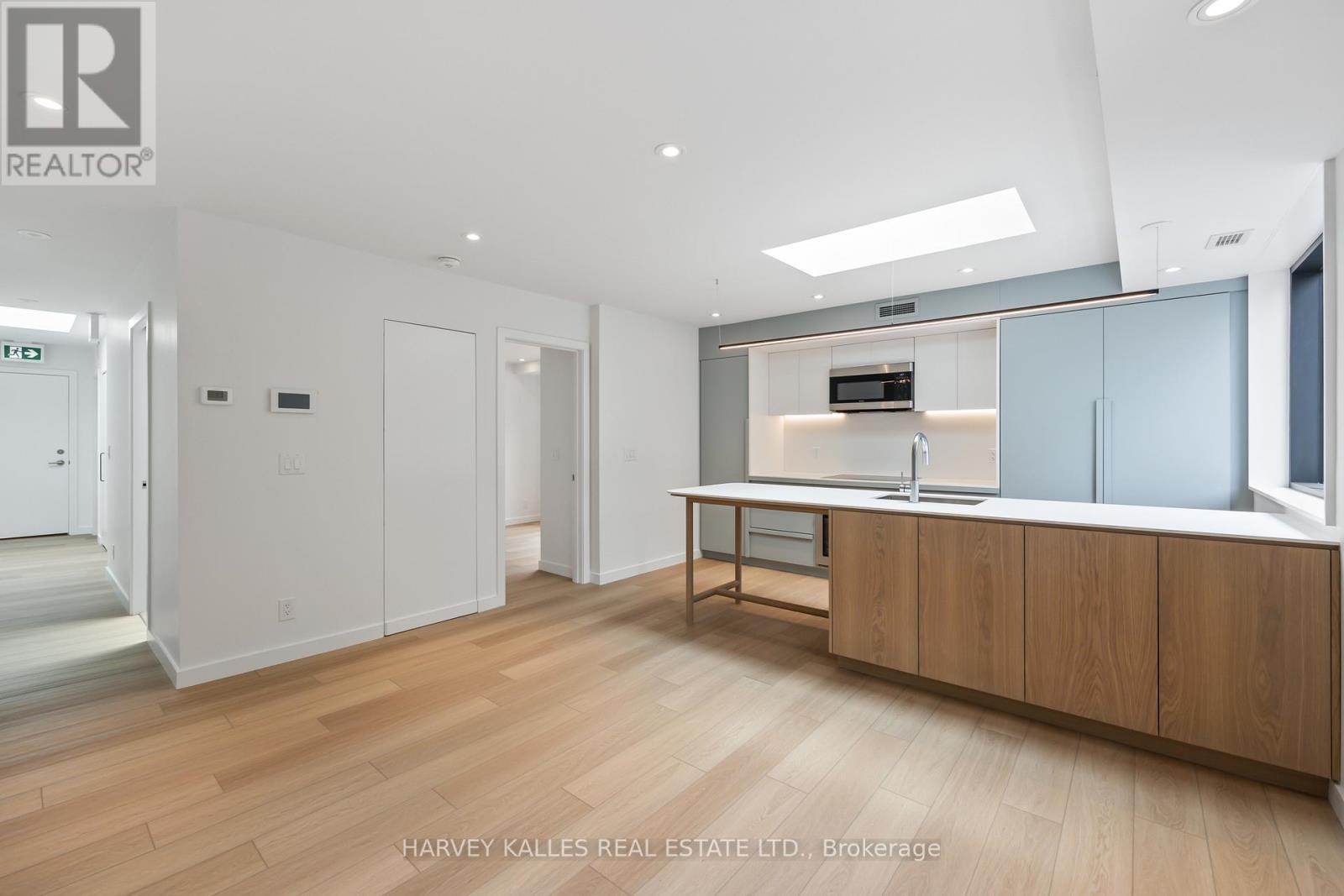 2 - 1730 Avenue Road, Toronto, Ontario  M5M 3Y6 - Photo 16 - C12449249