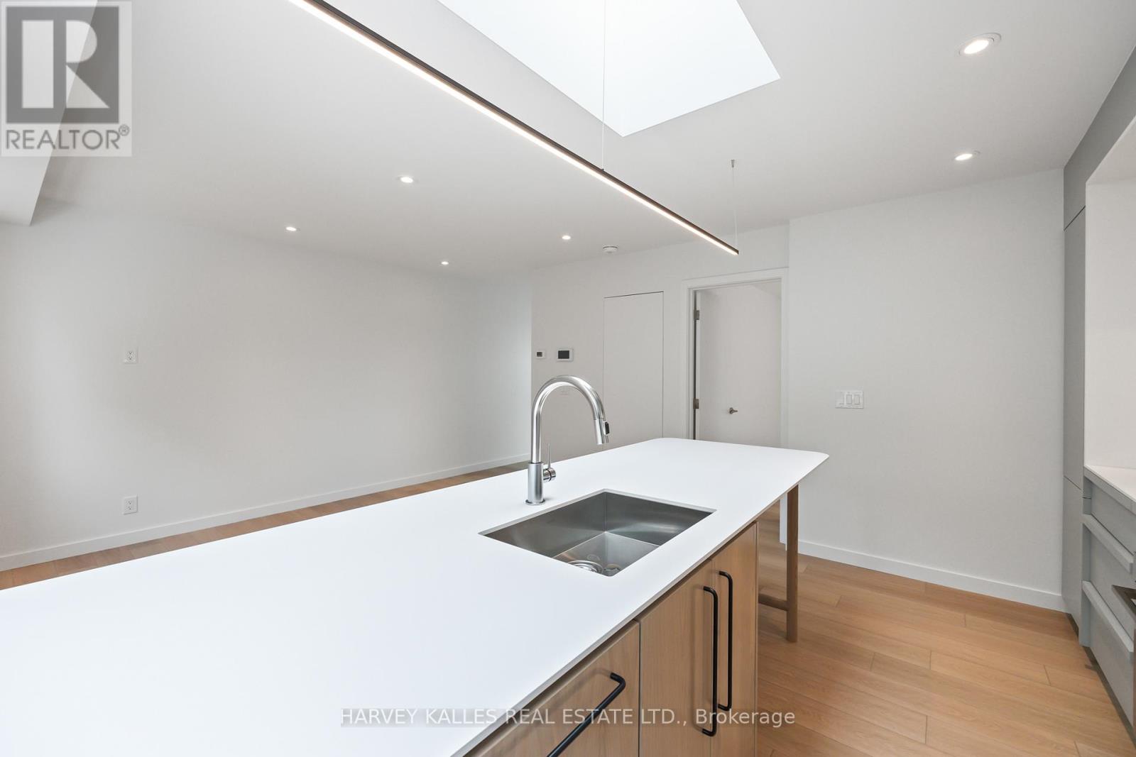 2 - 1730 Avenue Road, Toronto, Ontario  M5M 3Y6 - Photo 23 - C12449249