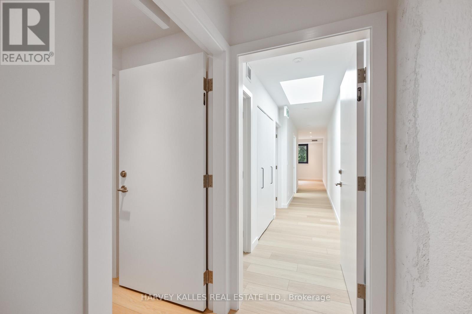 2 - 1730 Avenue Road, Toronto, Ontario  M5M 3Y6 - Photo 3 - C12449249