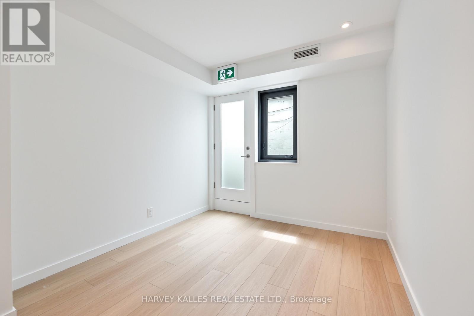 2 - 1730 Avenue Road, Toronto, Ontario  M5M 3Y6 - Photo 7 - C12449249
