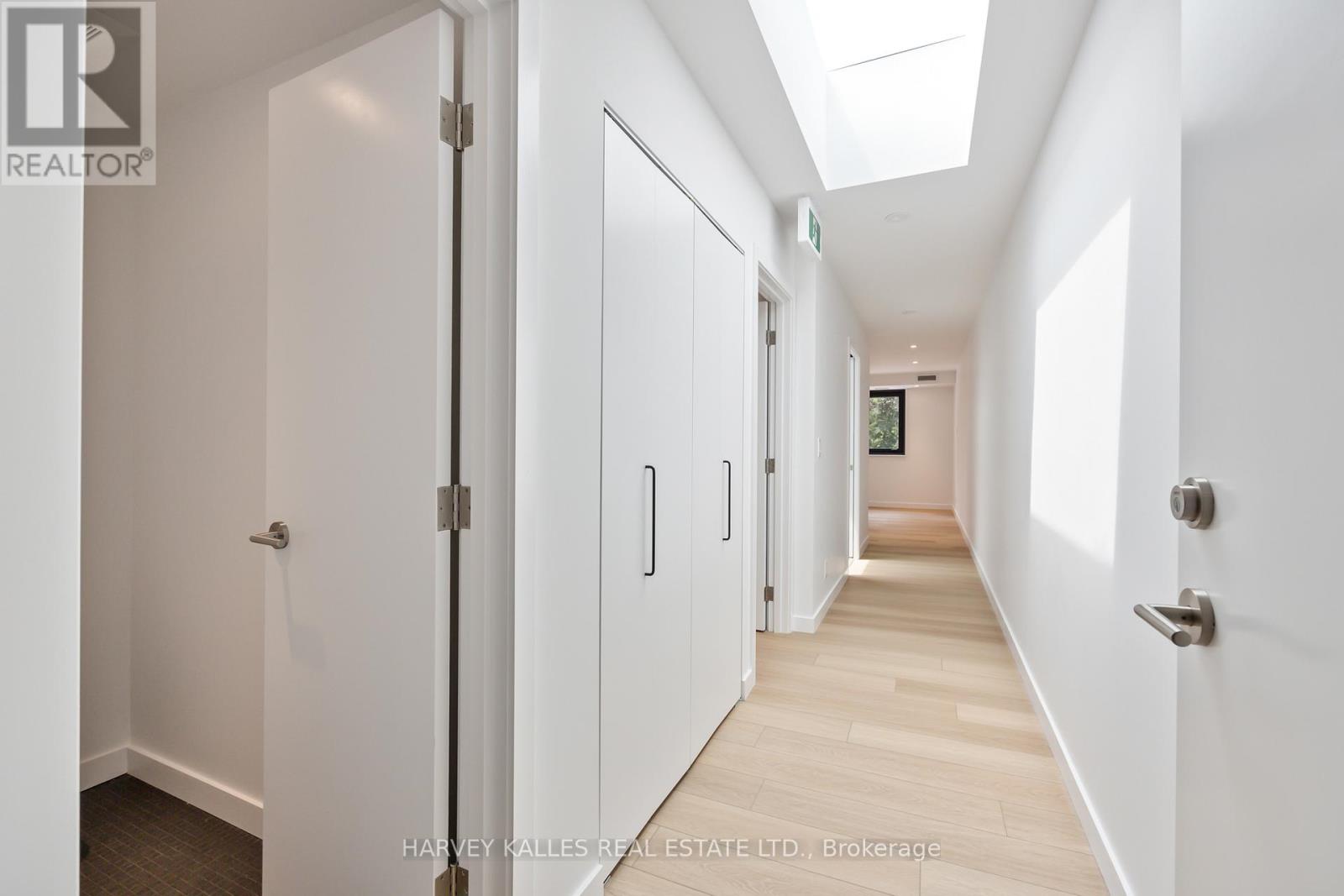 2 - 1730 Avenue Road, Toronto, Ontario  M5M 3Y6 - Photo 4 - C12449249