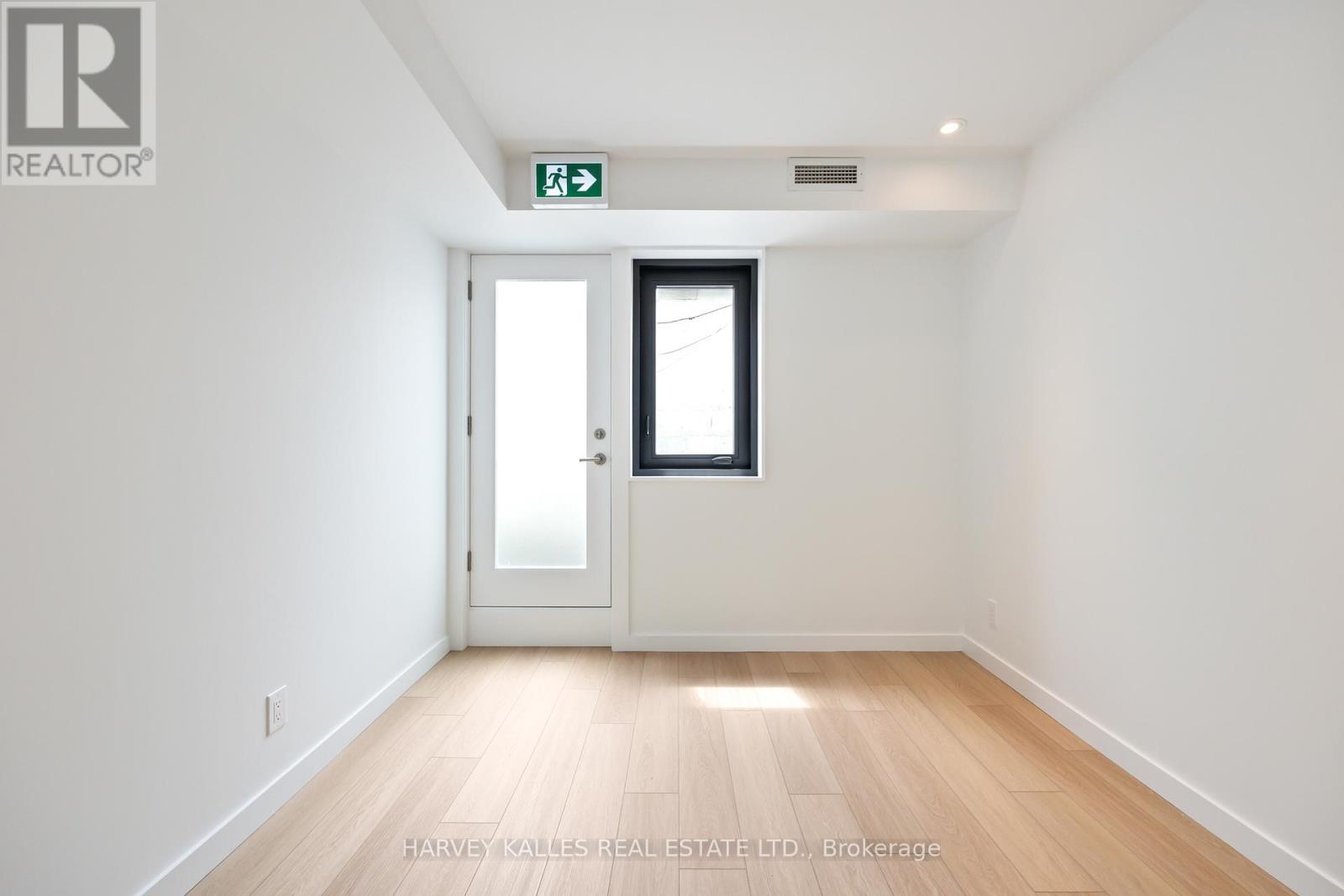 2 - 1730 Avenue Road, Toronto, Ontario  M5M 3Y6 - Photo 9 - C12449249