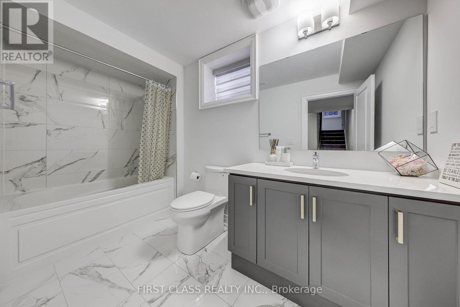 144 Byers Pond Way, Whitchurch-Stouffville (Stouffville), Ontario  L4A 4X3 - Photo 45 - N12474190