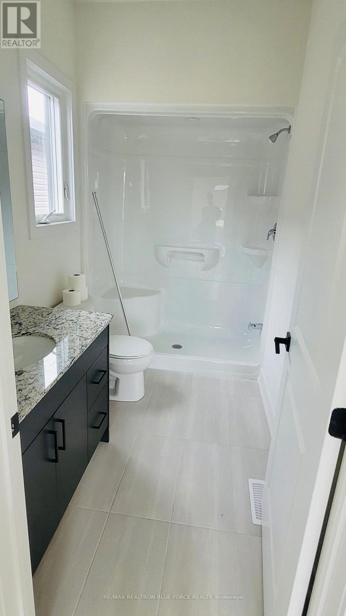 Main - 92 Creighton Drive, Loyalist, Ontario  K0H 2H0 - Photo 8 - X12429197