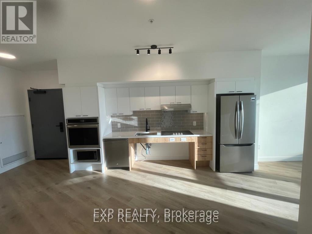219 - 1600 James Naismith Drive, Ottawa, Ontario  K1B 5N8 - Photo 5 - X12336384