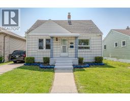 2367 MEIGHEN, Windsor, Ontario
