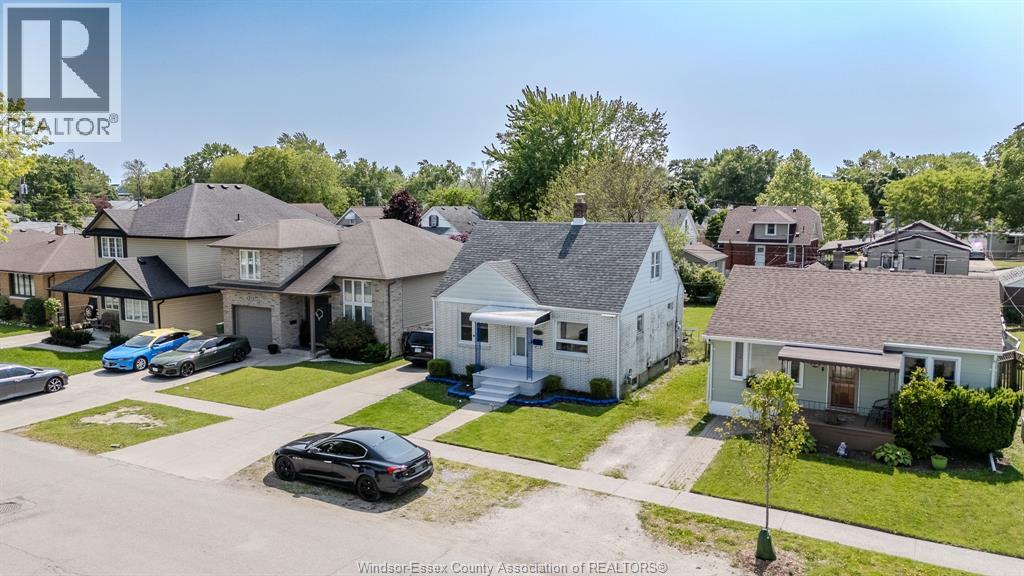 2367 Meighen, Windsor, Ontario  N8W 4B8 - Photo 28 - 25026911