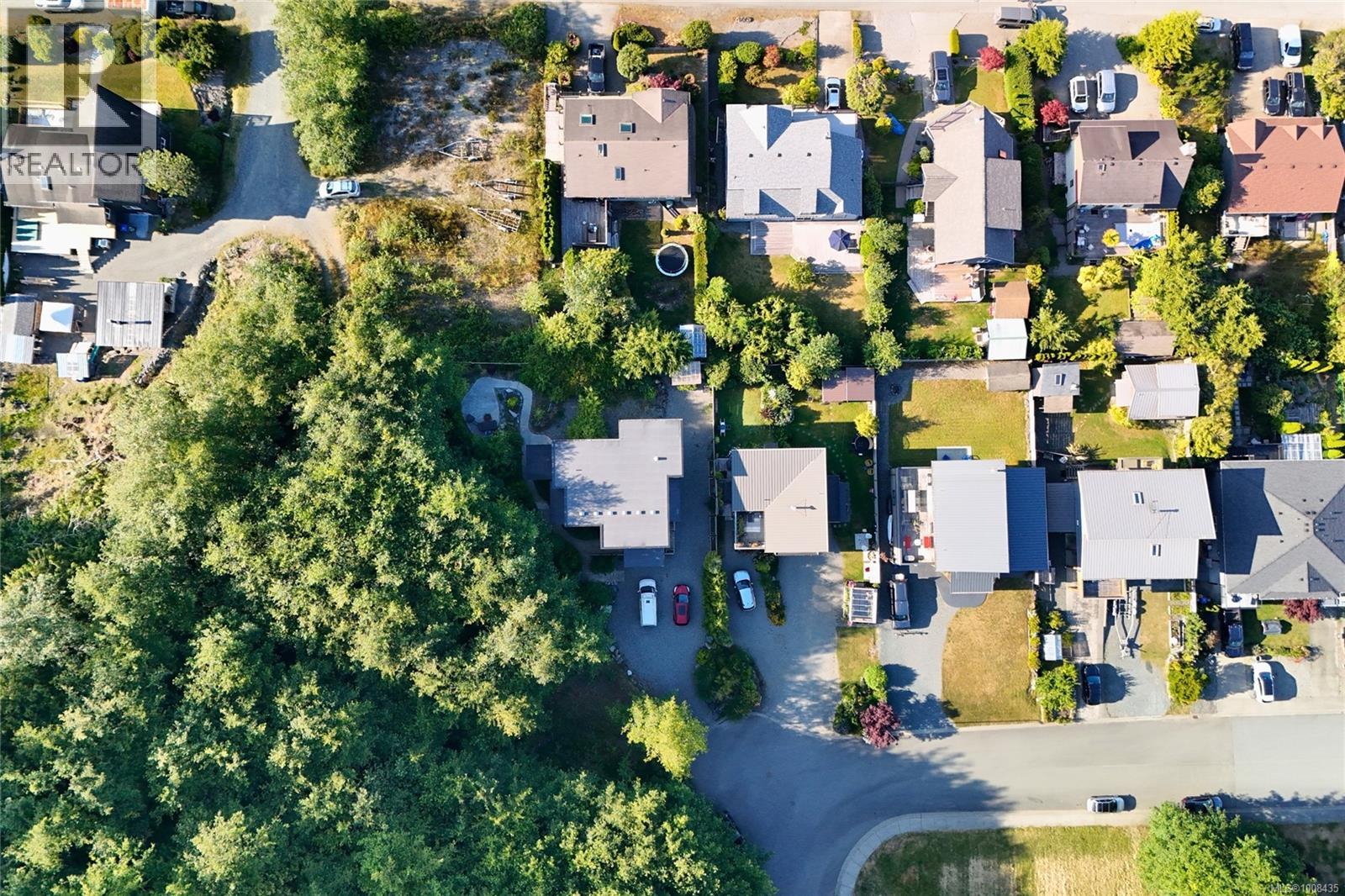 604 Alberto Rd, Tofino, British Columbia  V0R 2Z0 - Photo 56 - 1008435