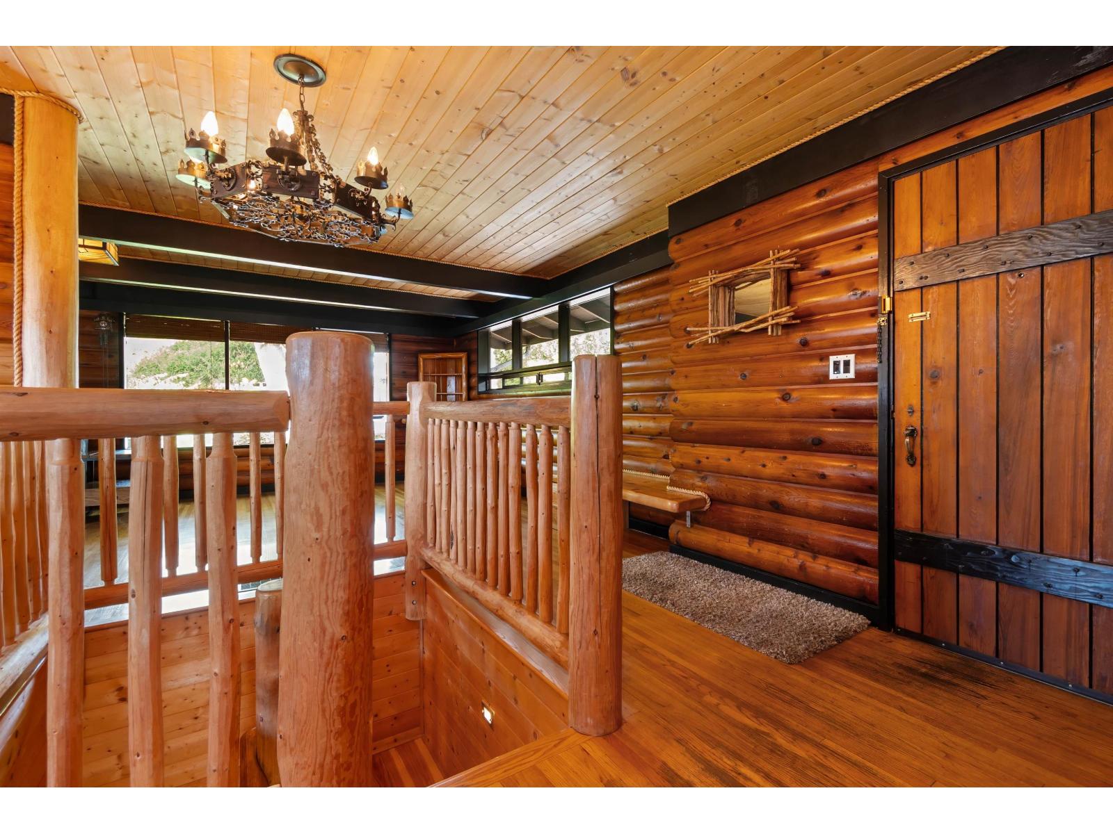 18058 57a Avenue, Surrey, British Columbia  V3S 1J6 - Photo 15 - R3048666