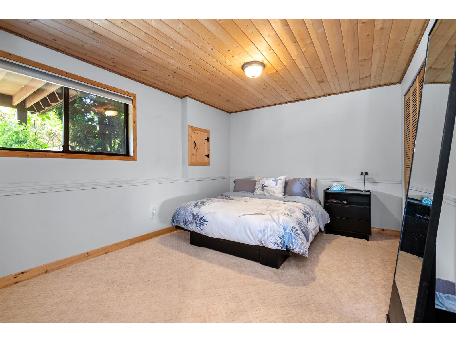 18058 57a Avenue, Surrey, British Columbia  V3S 1J6 - Photo 21 - R3048666