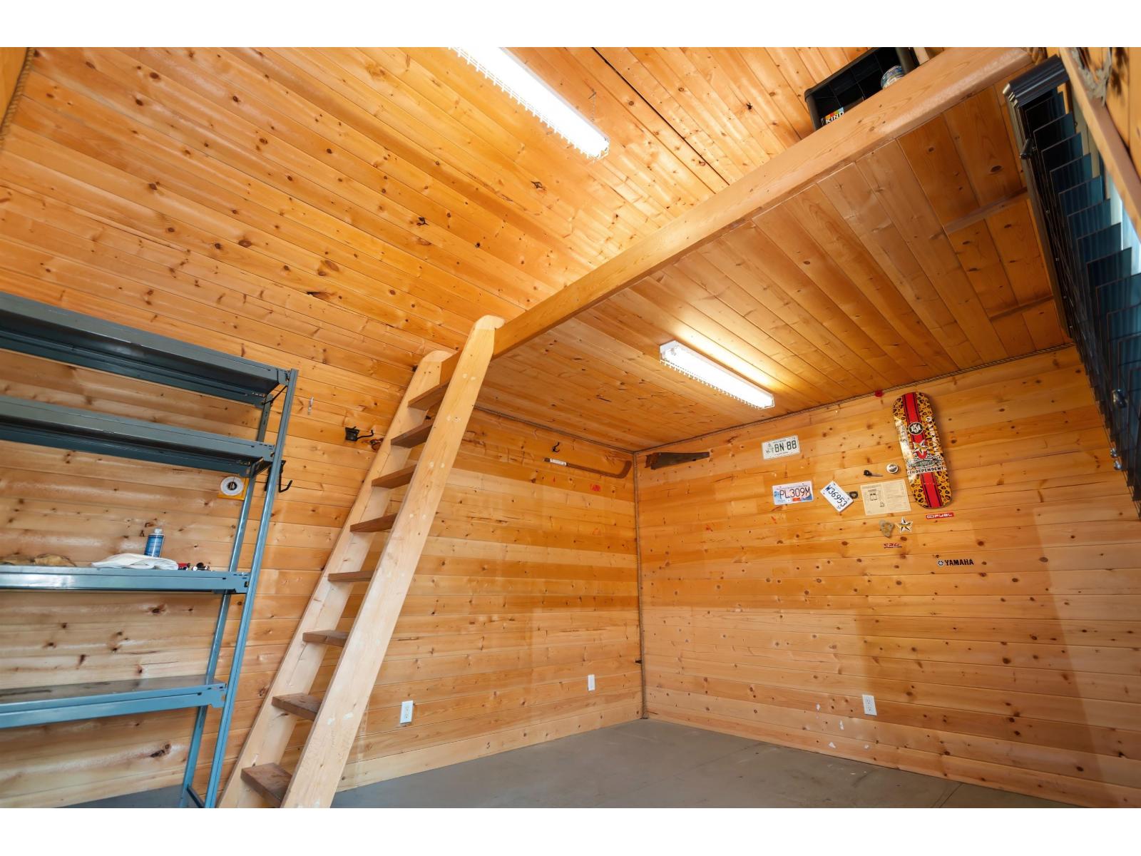 18058 57a Avenue, Surrey, British Columbia  V3S 1J6 - Photo 33 - R3048666