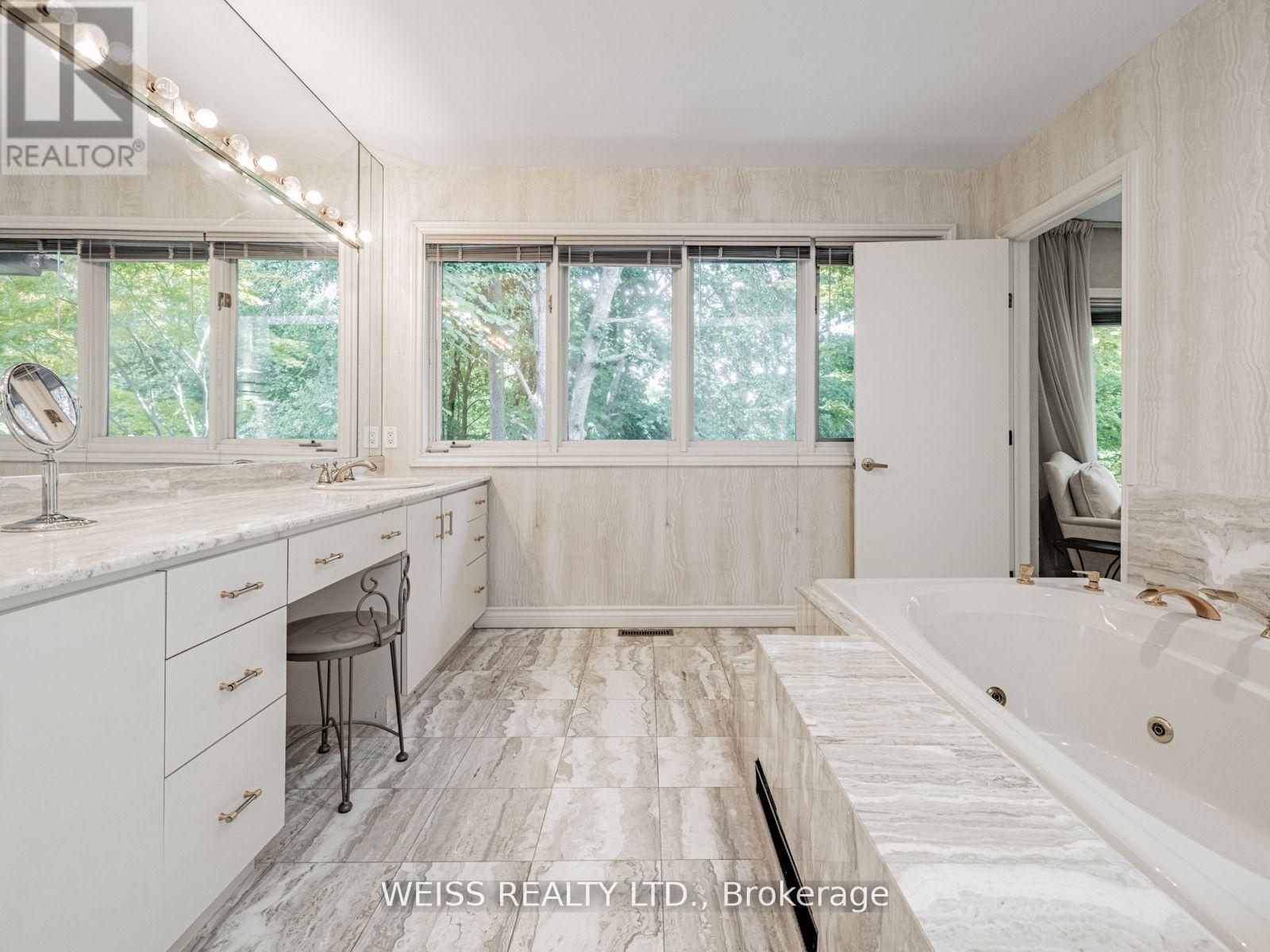14 Northmount Avenue, Toronto, Ontario  M3H 1N4 - Photo 27 - C12476999