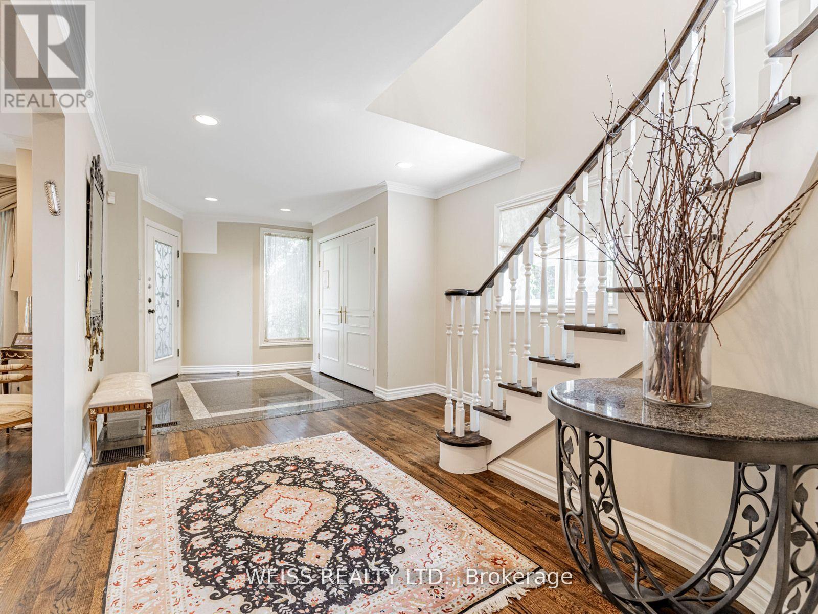 14 Northmount Avenue, Toronto, Ontario  M3H 1N4 - Photo 5 - C12476999
