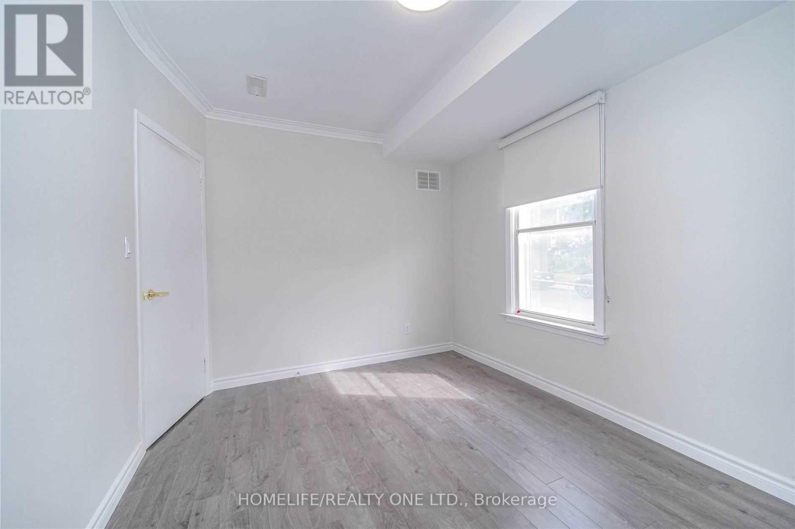 104 Benson Avenue, Toronto, Ontario  M6G 2J1 - Photo 21 - C12477001