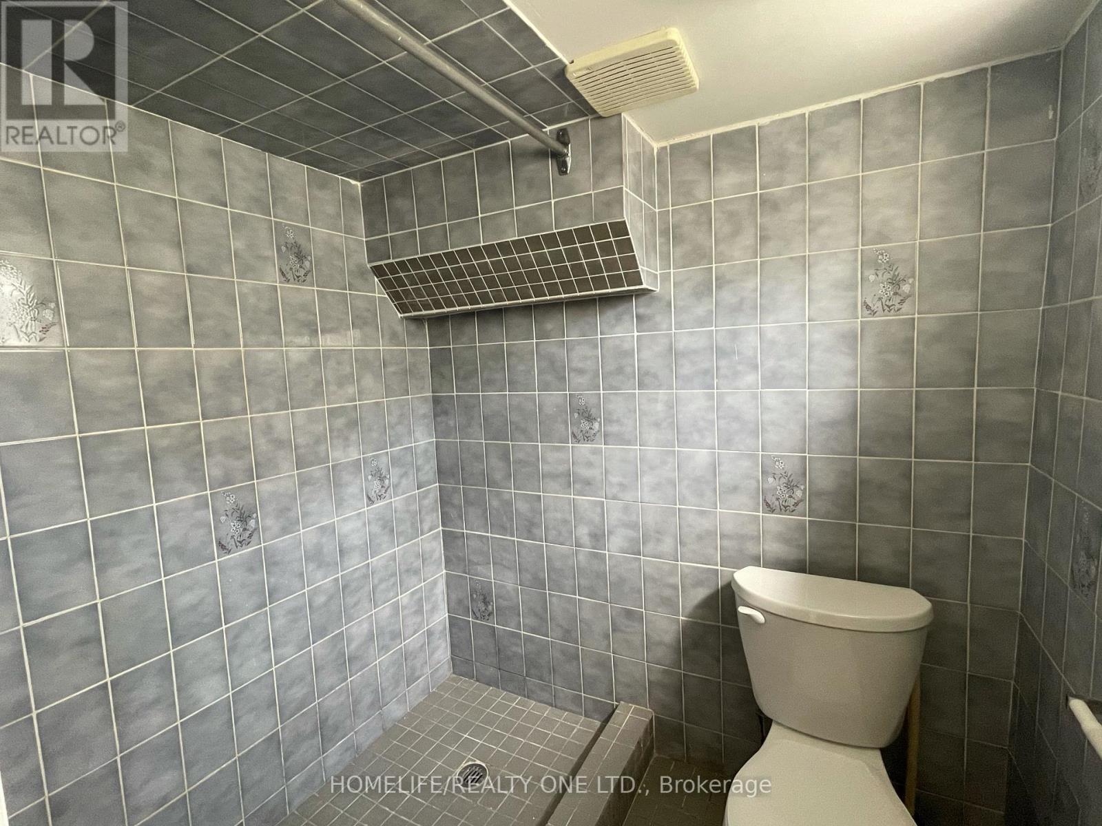 104 Benson Avenue, Toronto, Ontario  M6G 2J1 - Photo 45 - C12477001