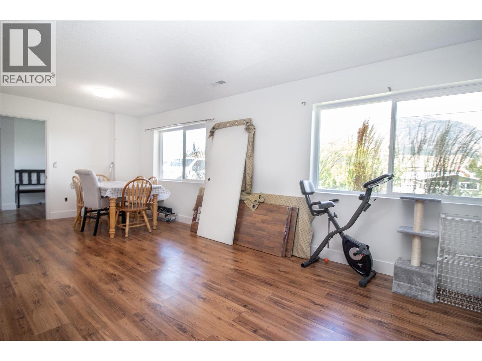 2160 Lynrick Road, Kelowna, British Columbia  V1P 1G4 - Photo 5 - 10366549