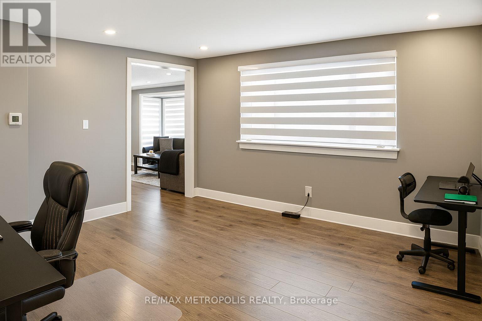 1859 Parkhurst Avenue, London East, Ontario  N5V 2C4 - Photo 8 - X12476376