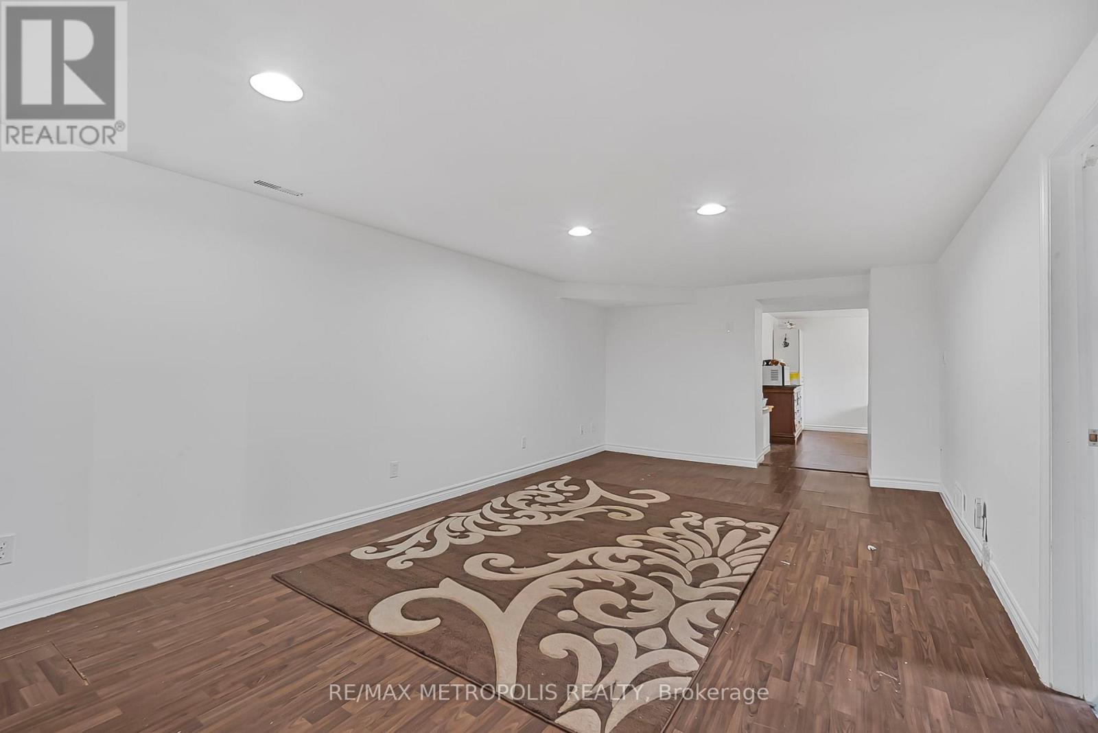 1859 Parkhurst Avenue, London East, Ontario  N5V 2C4 - Photo 19 - X12476376