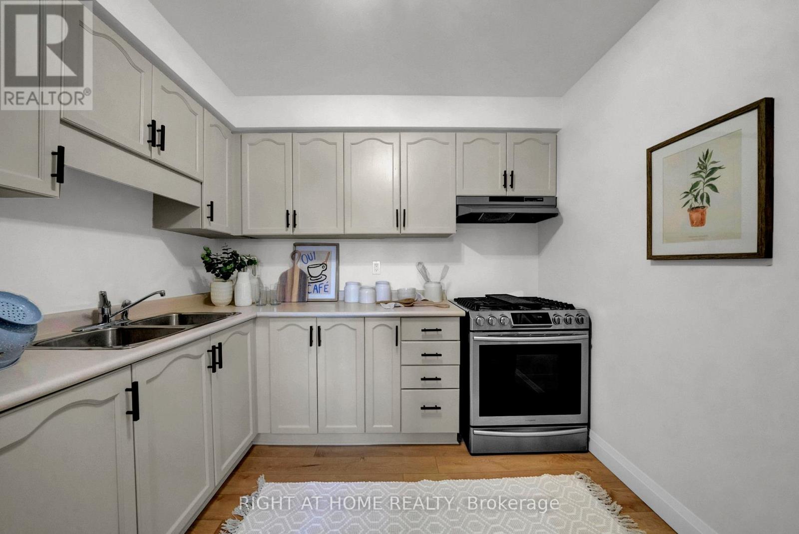 33 Pomeroy Street, Clarington, Ontario  L1C 4R5 - Photo 13 - E12477113