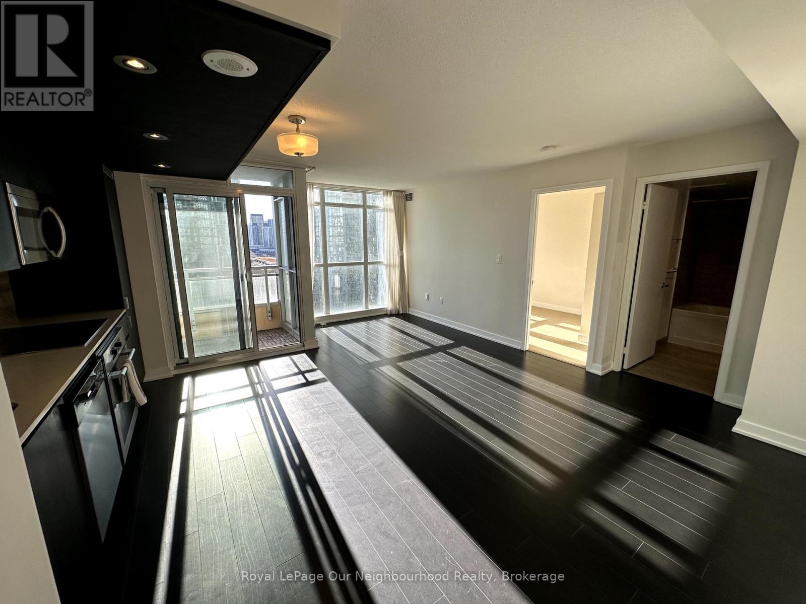 1710 - 10 Capreol Court, Toronto, Ontario  M5V 4B3 - Photo 8 - C12469664