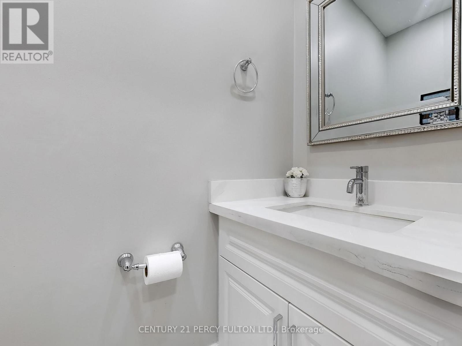 74 Doubtfire Crescent, Markham, Ontario L3S 3V4 - Photo 19 - N12445106