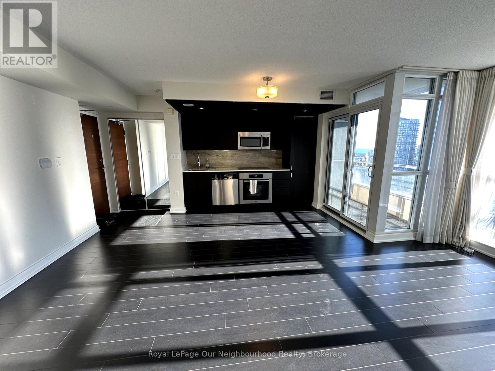 1710 - 10 Capreol Court, Toronto, Ontario  M5V 4B3 - Photo 5 - C12469664